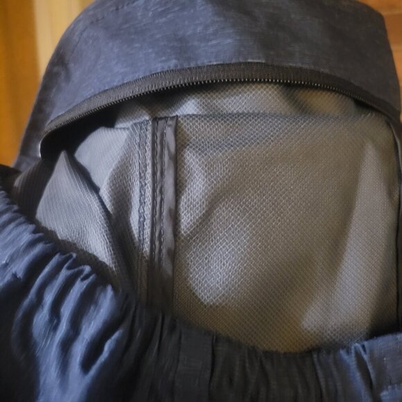 32 Degrees COOL Cinched Waist, Lightweight Navy Jacket - Size S - Picture 5 of 9